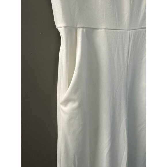 White Sleeveless High-Neck Jumpsuit With Elastic Waist & Side Pockets - Picture 4 of 7